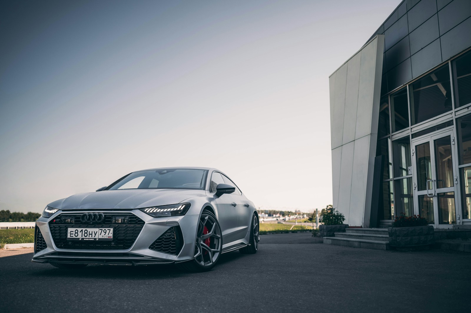 Audi A4 2021 — صورة 2